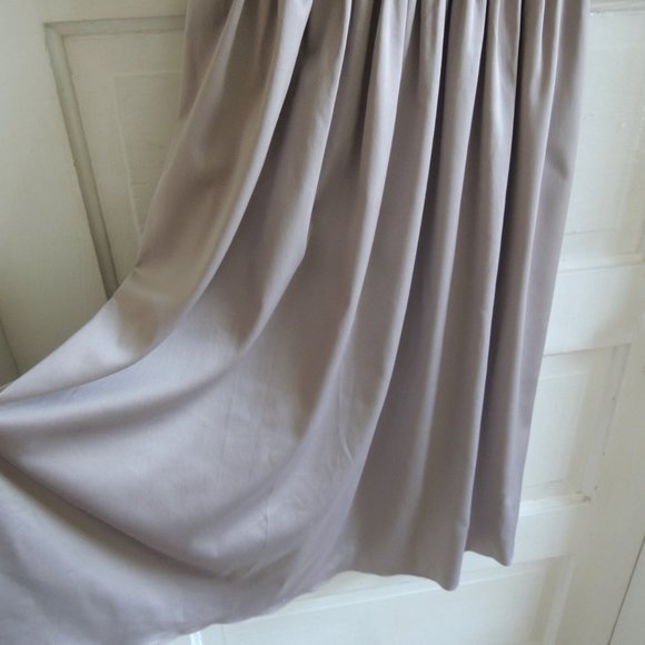 BCBGeneration Silver Gray Cocktail Party Dress Stitched Bodice 2 - Picture 8 of 10